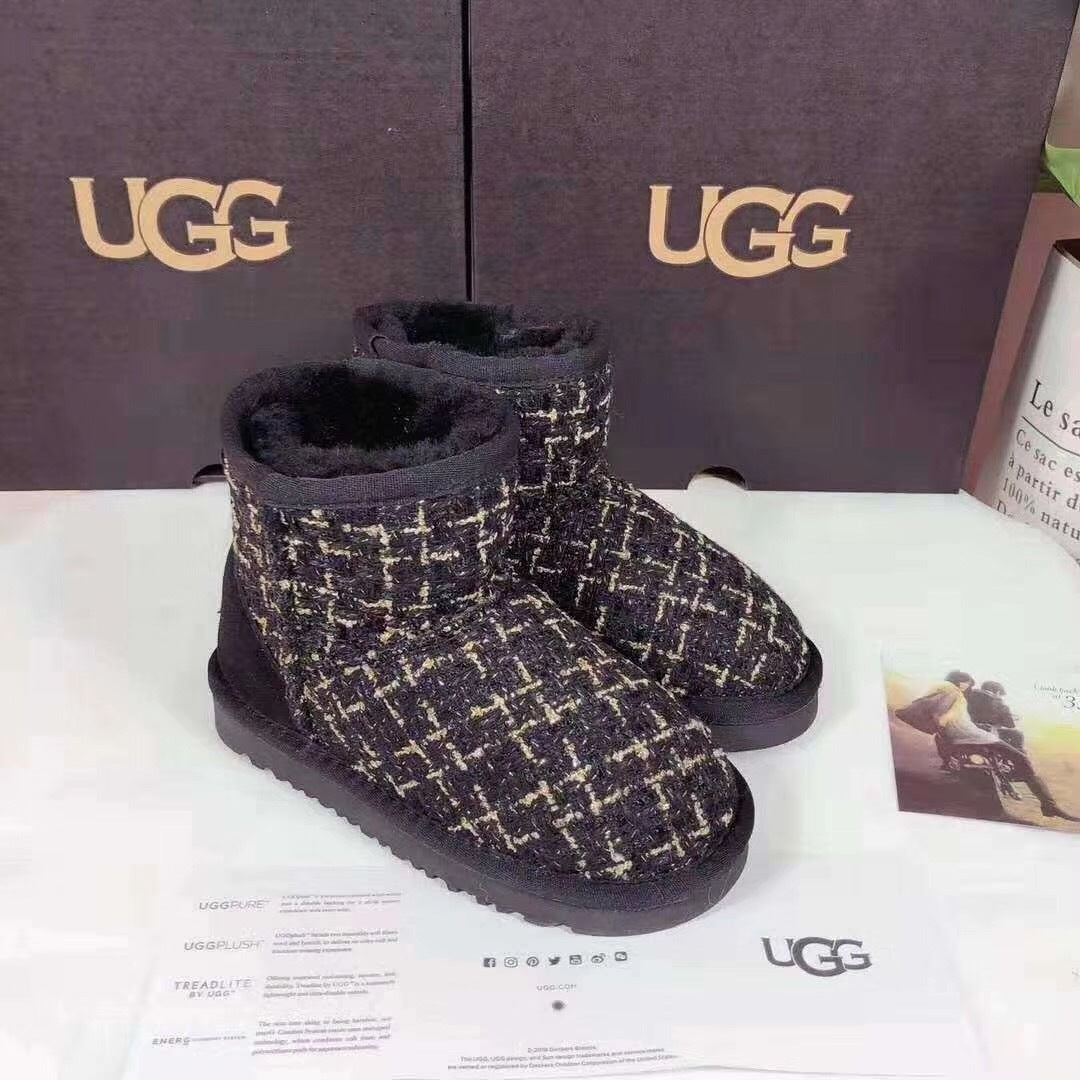 Kids Chanel-Style Snow Boots — Chic Black | New Arrival | In Stock