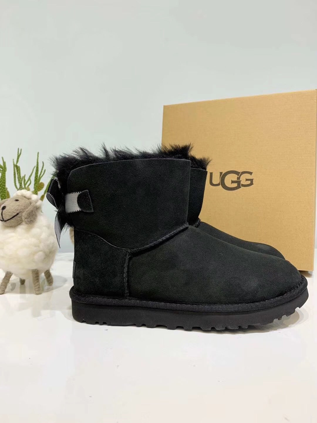 Black Bow Glitter Detail Winter Boots — New Arrival | In Stock