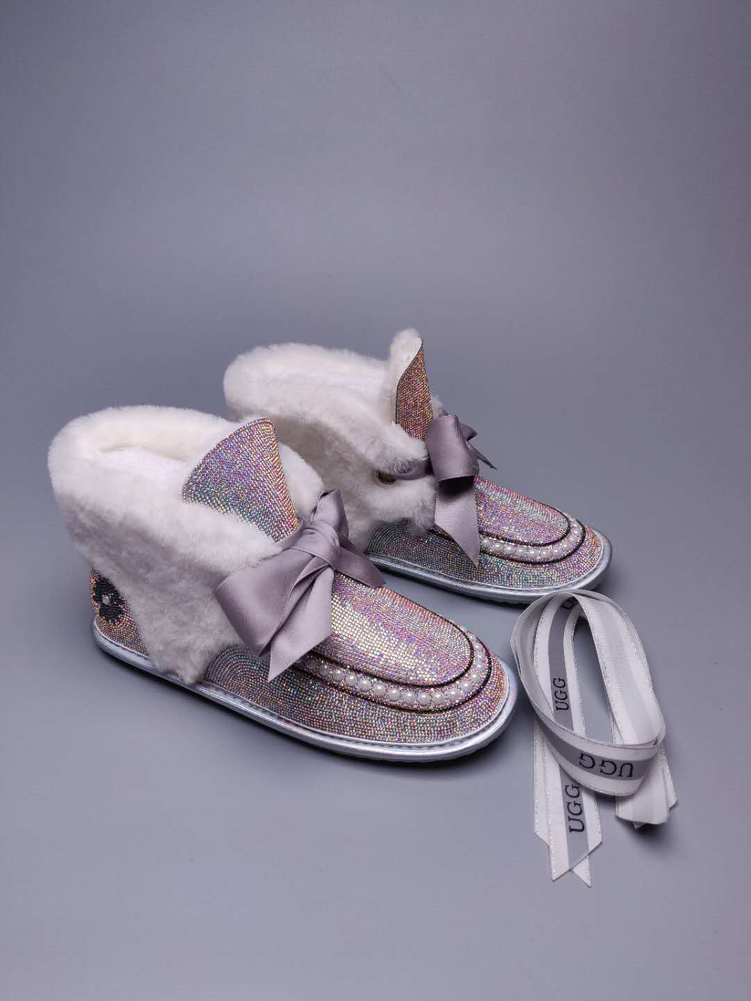 Daisy Crystal Ribbon Snow Boot — Iridescent | New Arrival | In Stock