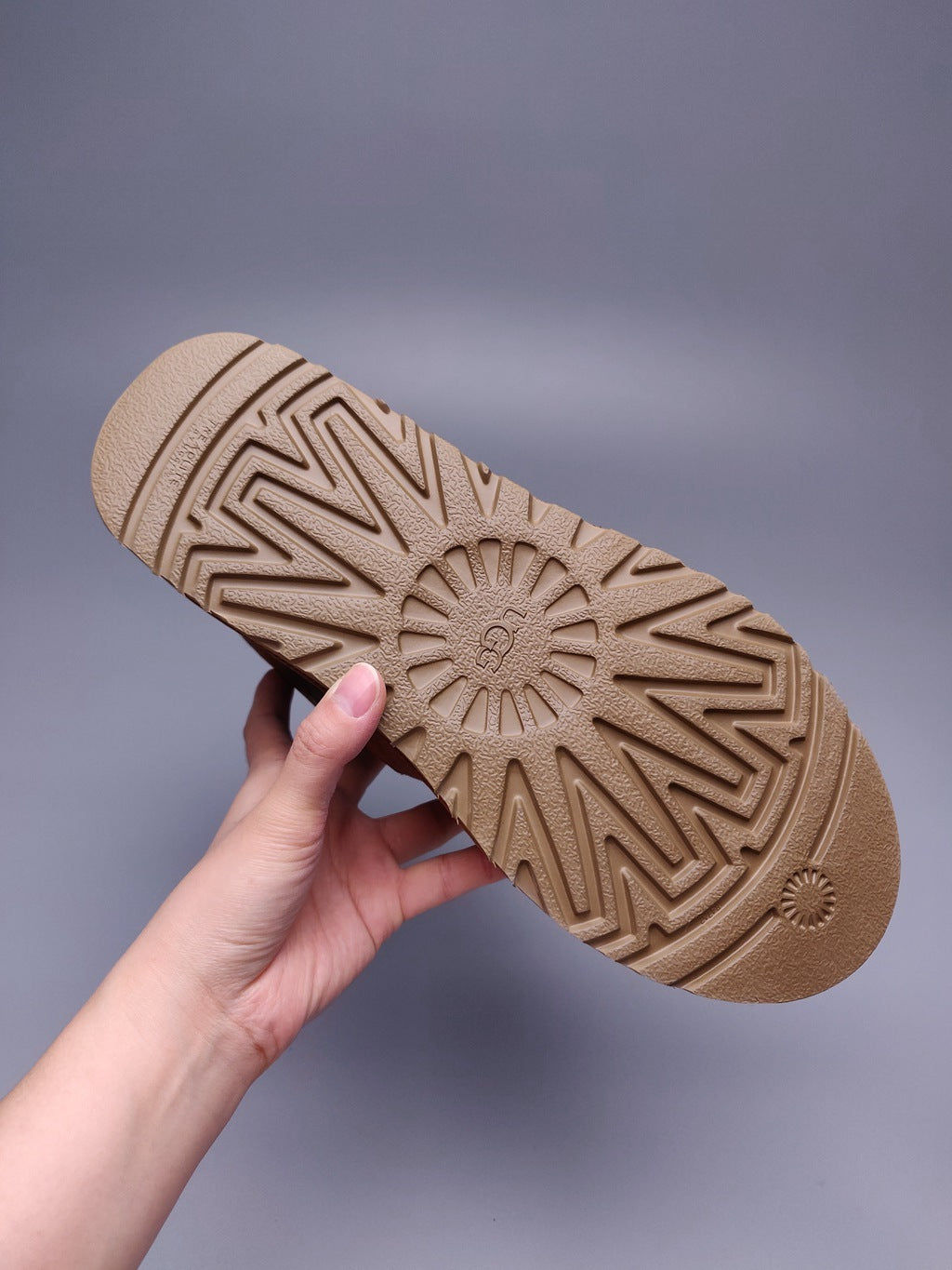 Chestnut Camo Color-Block Men’s Sneakers — New Arrival | In Stock