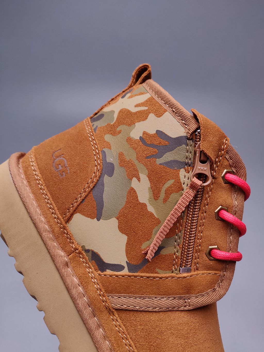 Chestnut Camo Color-Block Men’s Sneakers — New Arrival | In Stock
