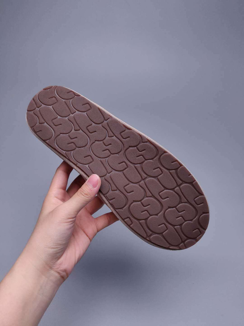 Grey G-Logo Indoor Slippers — New Arrival | In Stock