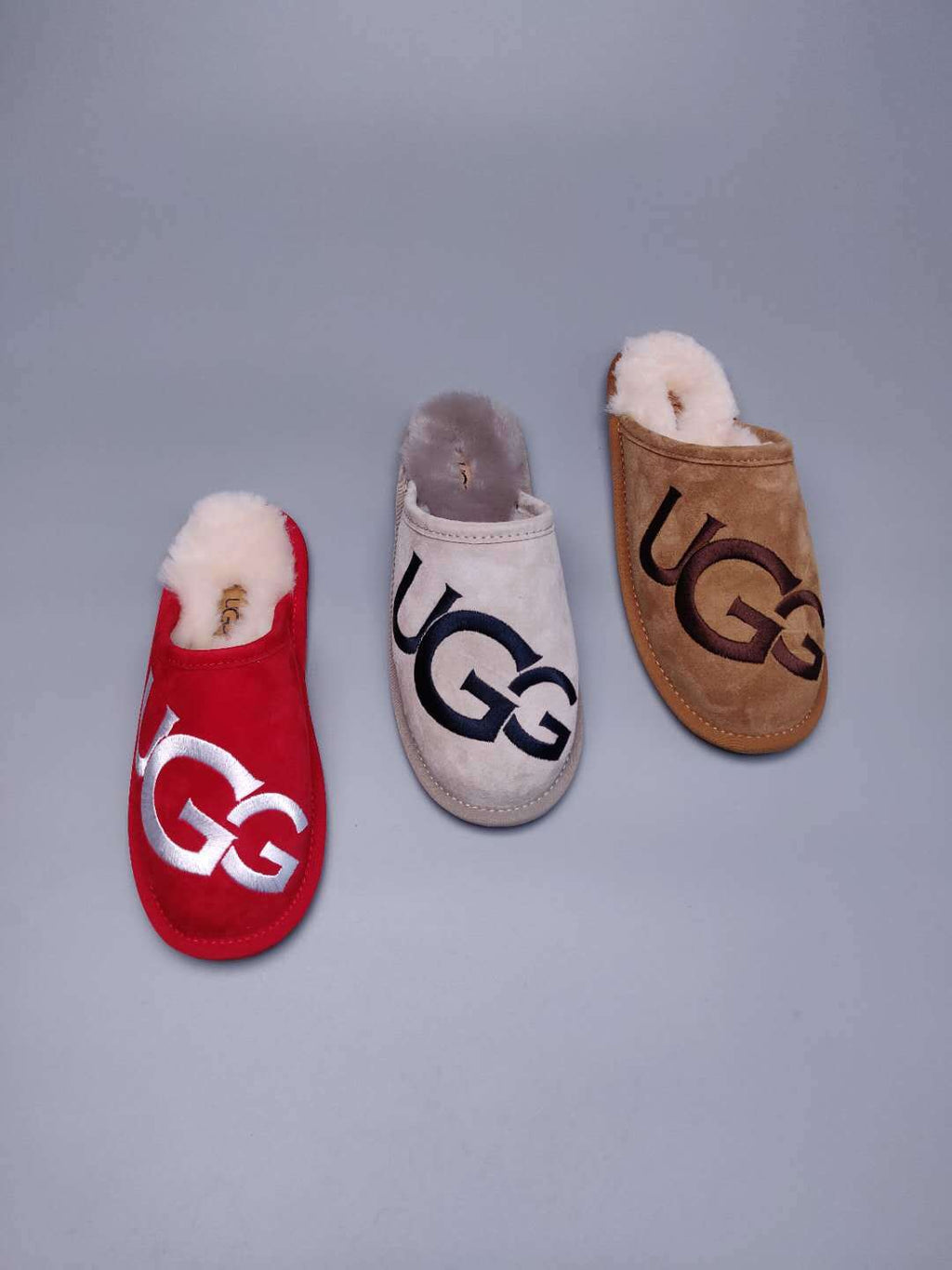Red G-Logo Indoor Slippers — New Arrival | In Stock