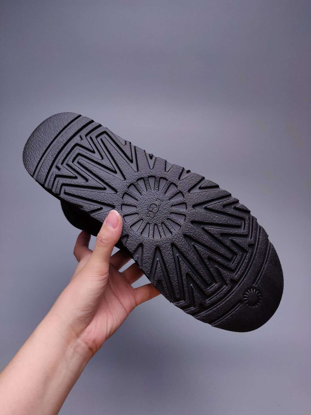 Black Men’s Casual Lace-Up Sneakers — New Arrival | In Stock