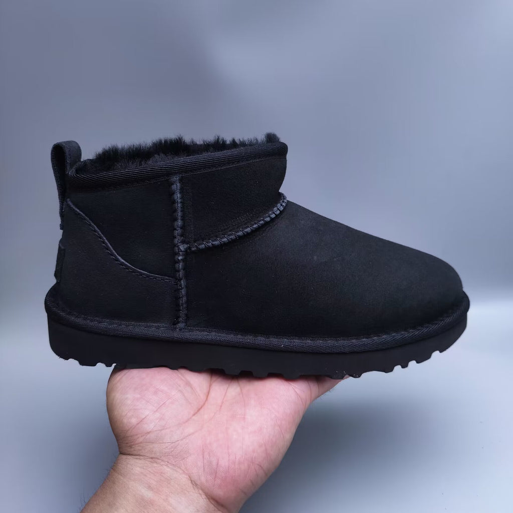 Black Celebrity-Inspired Casual Shoes — New Arrival | In Stock