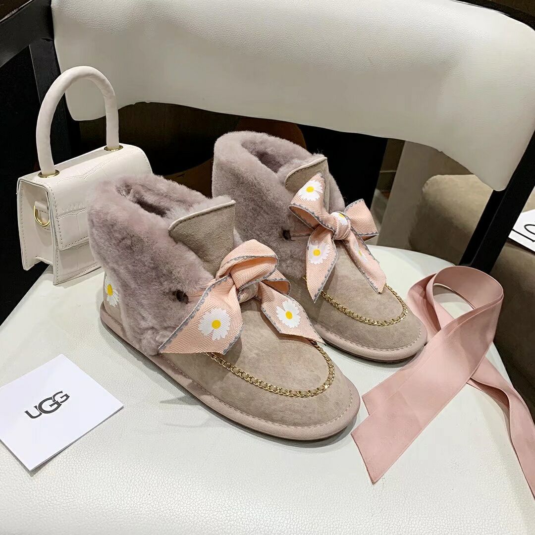 Daisy Chain Ribbon Snow Boot — Dusty Pink | New Arrival | In Stock
